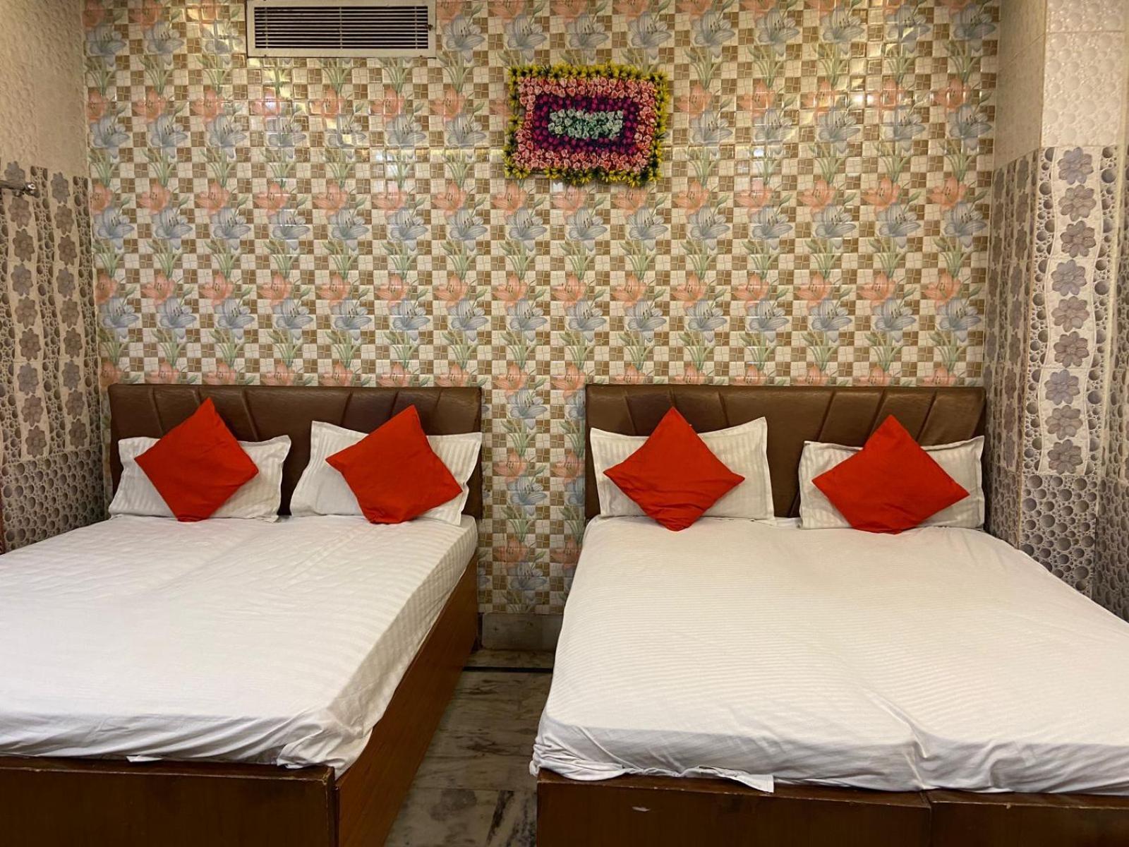 Hotel Rashmi Agra  Exteriör bild